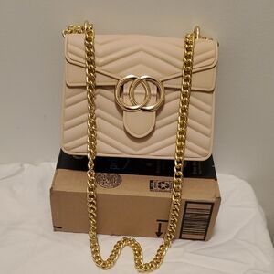 Elegant Cream Shoulder Bag with Gold Chain